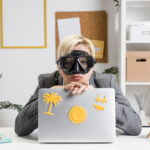 Pequeños hábitos para una jornada laboral de verano más saludable